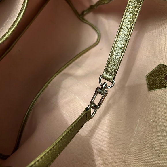 MCM Visetos Princess Lion Tote Bag w/COA Approx. 14 x 11 x 5.5 - Picture 12 of 17